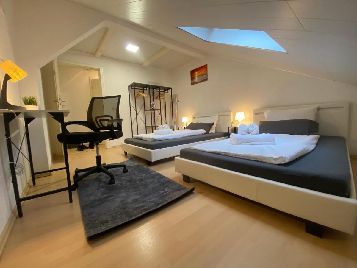 Deluxe Business Suite Mit Netflix Premium & Parkplatz, Zentral Zu Audi & Schwarz Gruppe With 2 Bedrooms Bad Friedrichshall Bagian luar foto