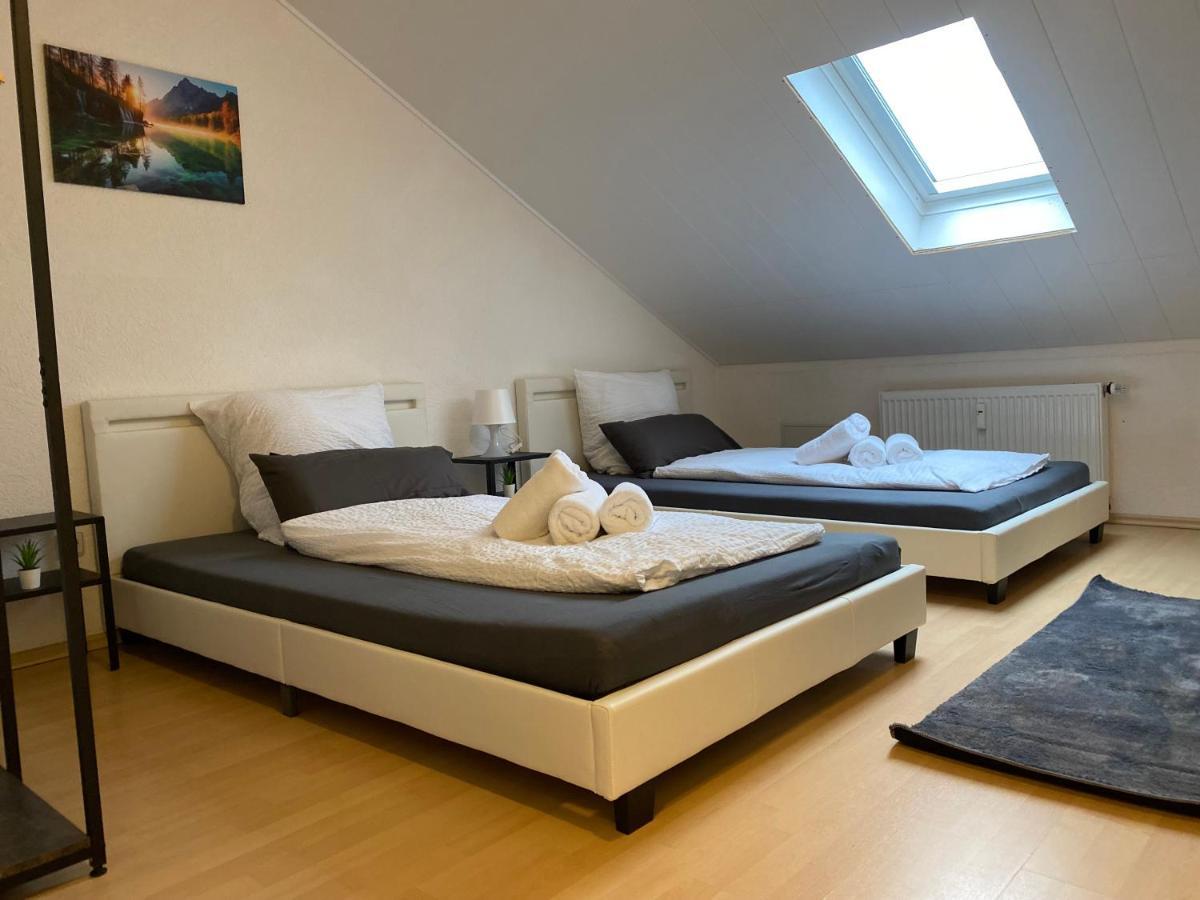 Deluxe Business Suite Mit Netflix Premium & Parkplatz, Zentral Zu Audi & Schwarz Gruppe With 2 Bedrooms Bad Friedrichshall Bagian luar foto